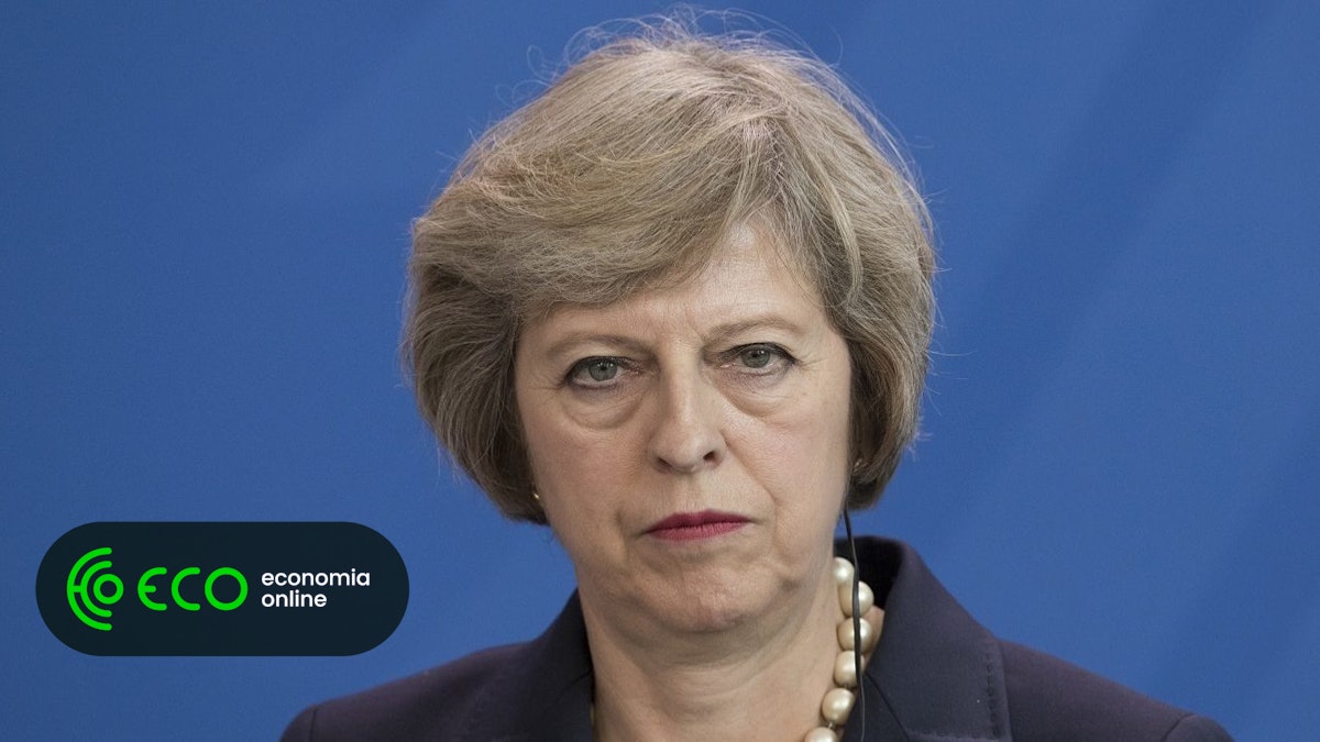 cropped-cropped-cropped-Theresa-May-1.jp