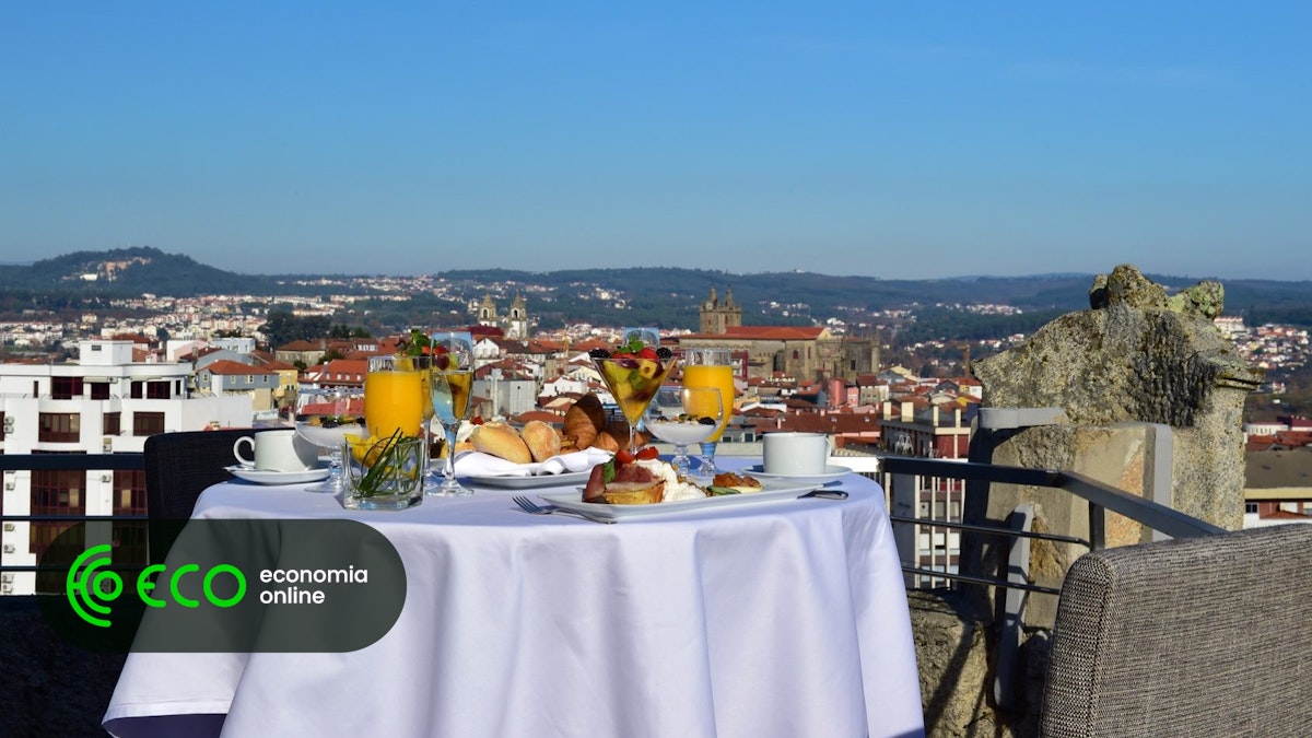 Featured image for article: Portuguese Government to Buy Back Pousadas de Portugal Stake from Pestana Group, Reshaping Hotel Investment Landscape