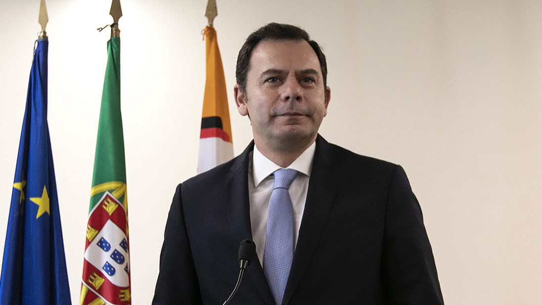 Luís Montenegro apresenta a candidatura à liderança do PSD - 11JAN19