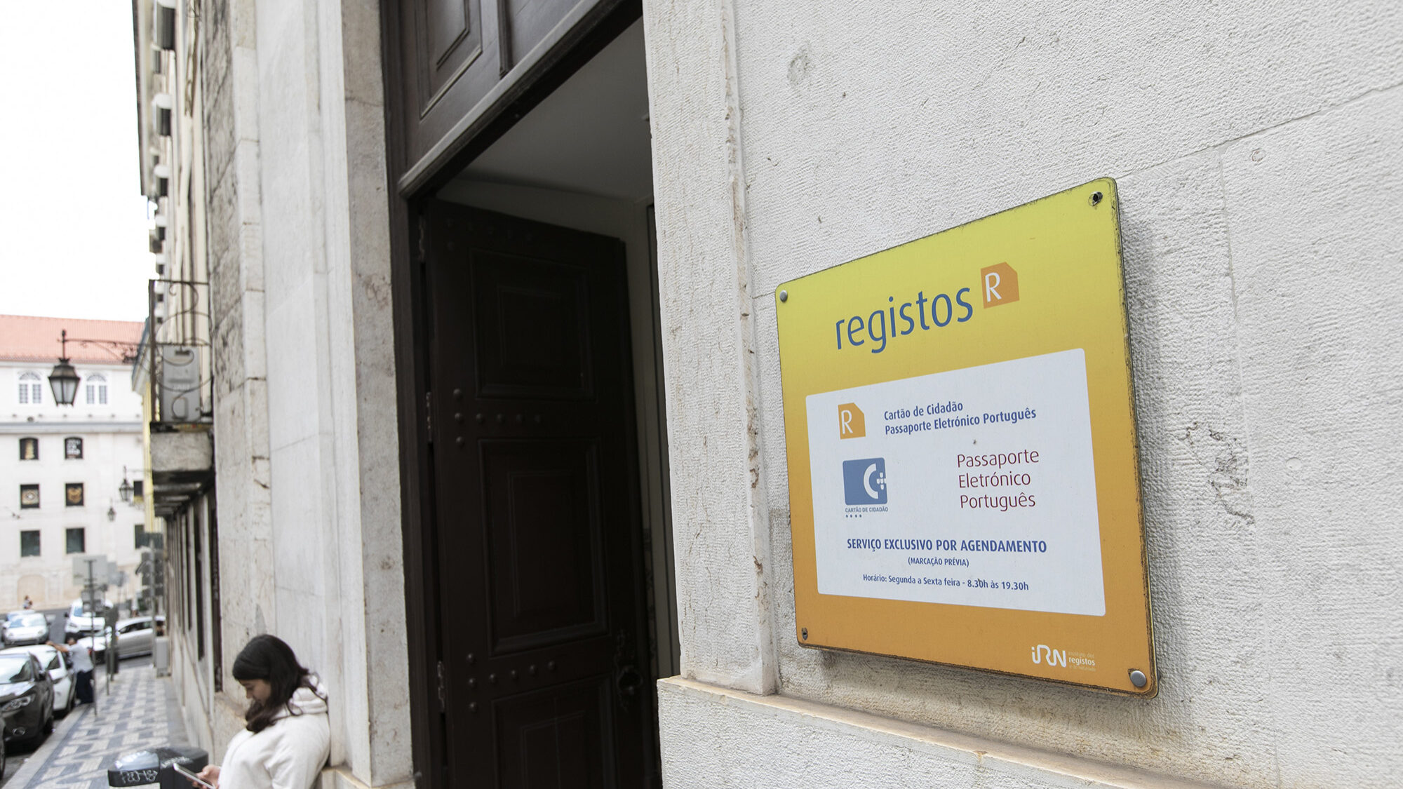 Instituto dos Registos e Notariado - balcão Lisboa-Boa Hora - 08JUL19