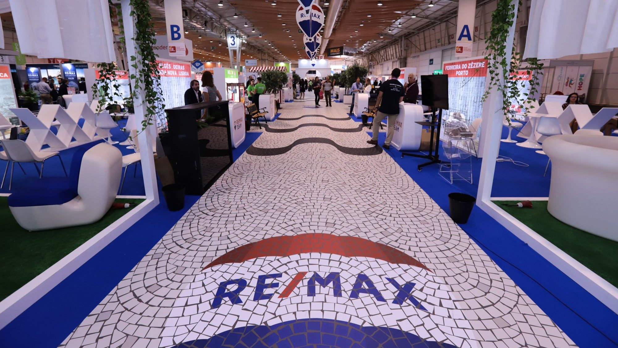 Há 29 consultores da RE/MAX Portugal no Top 100 mundial da imobiliária. E uma dupla portuguesa a