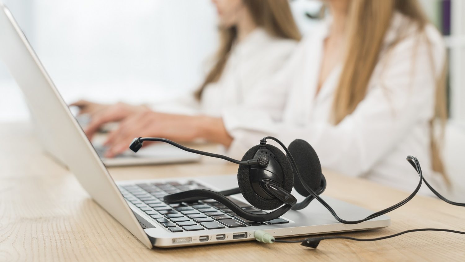 call center, atendimento, telefónico, trabalho, emprego