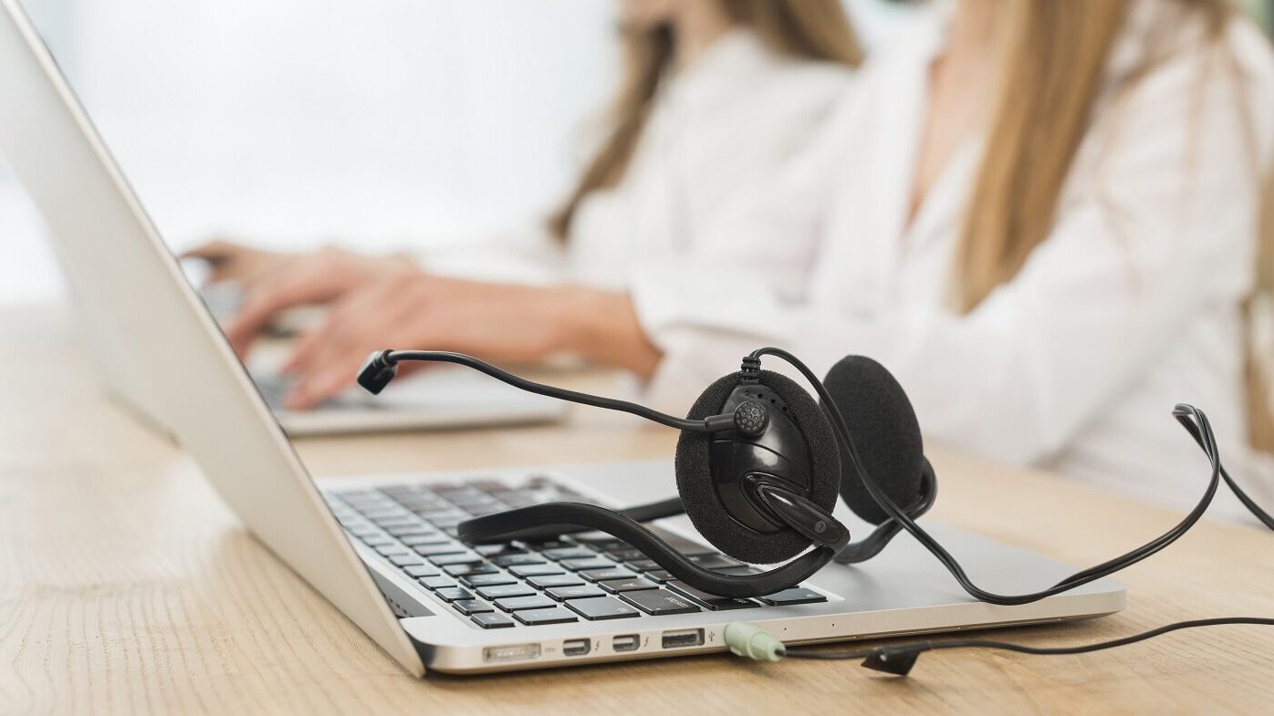 call center, atendimento, telefónico, trabalho, emprego