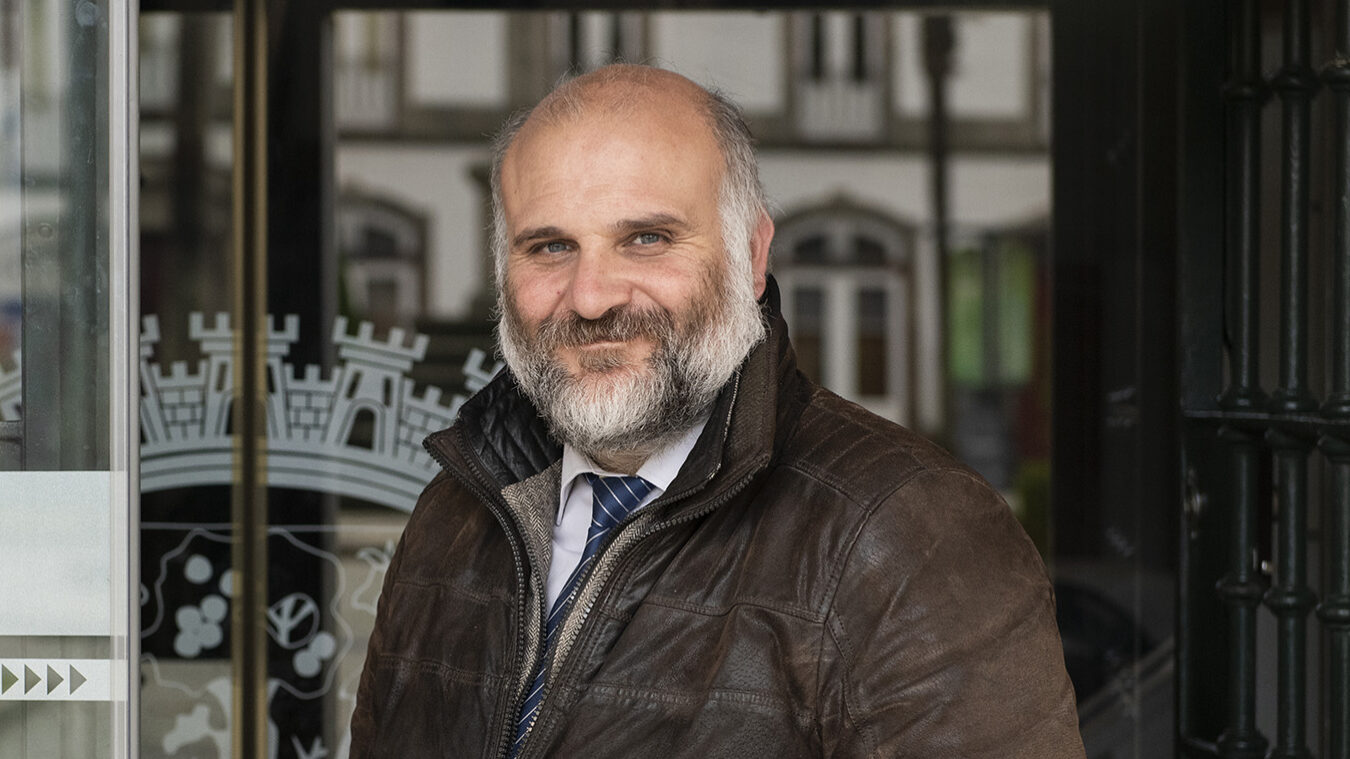 Estrangeiros no Fundão