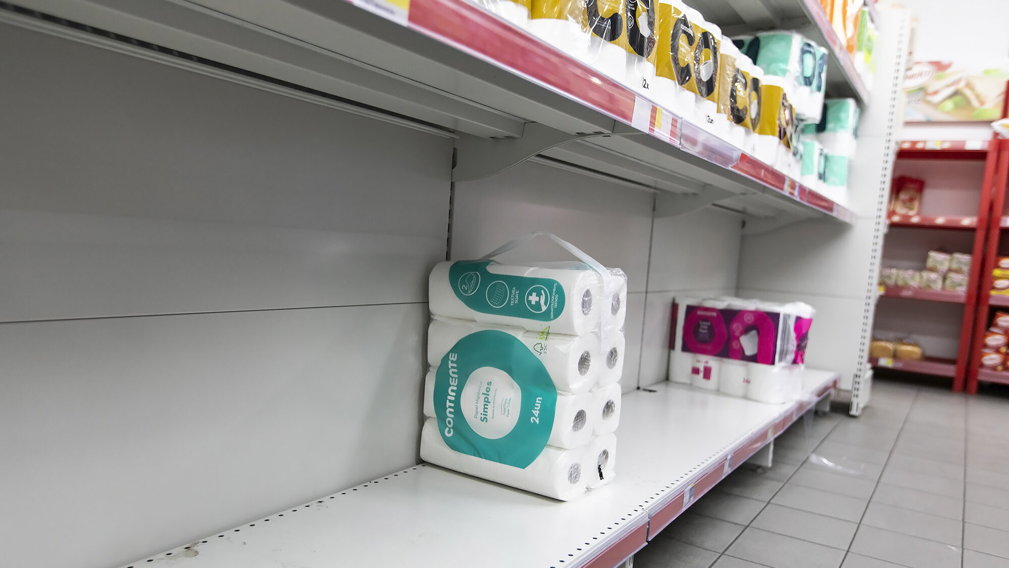 Reportagem nos supermercados a propósito do Covid-19 - 12MAR20