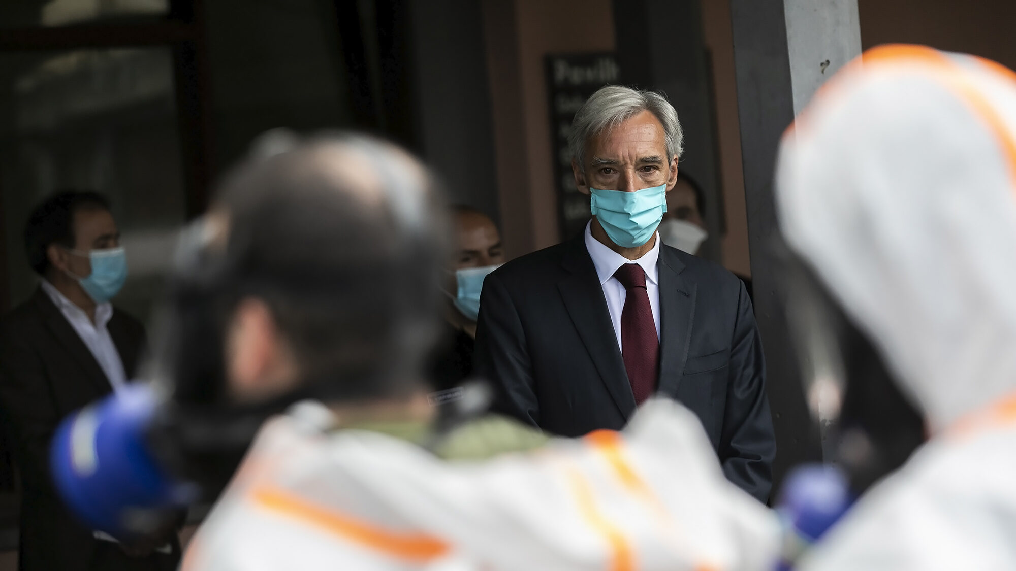 Forças Armadas realizam ação de desinfeção na Escola Secundária da Amadora - 29ABR20