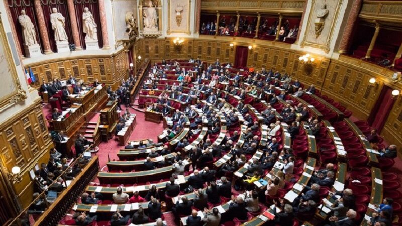 França reforma atividade de corretagem ECO