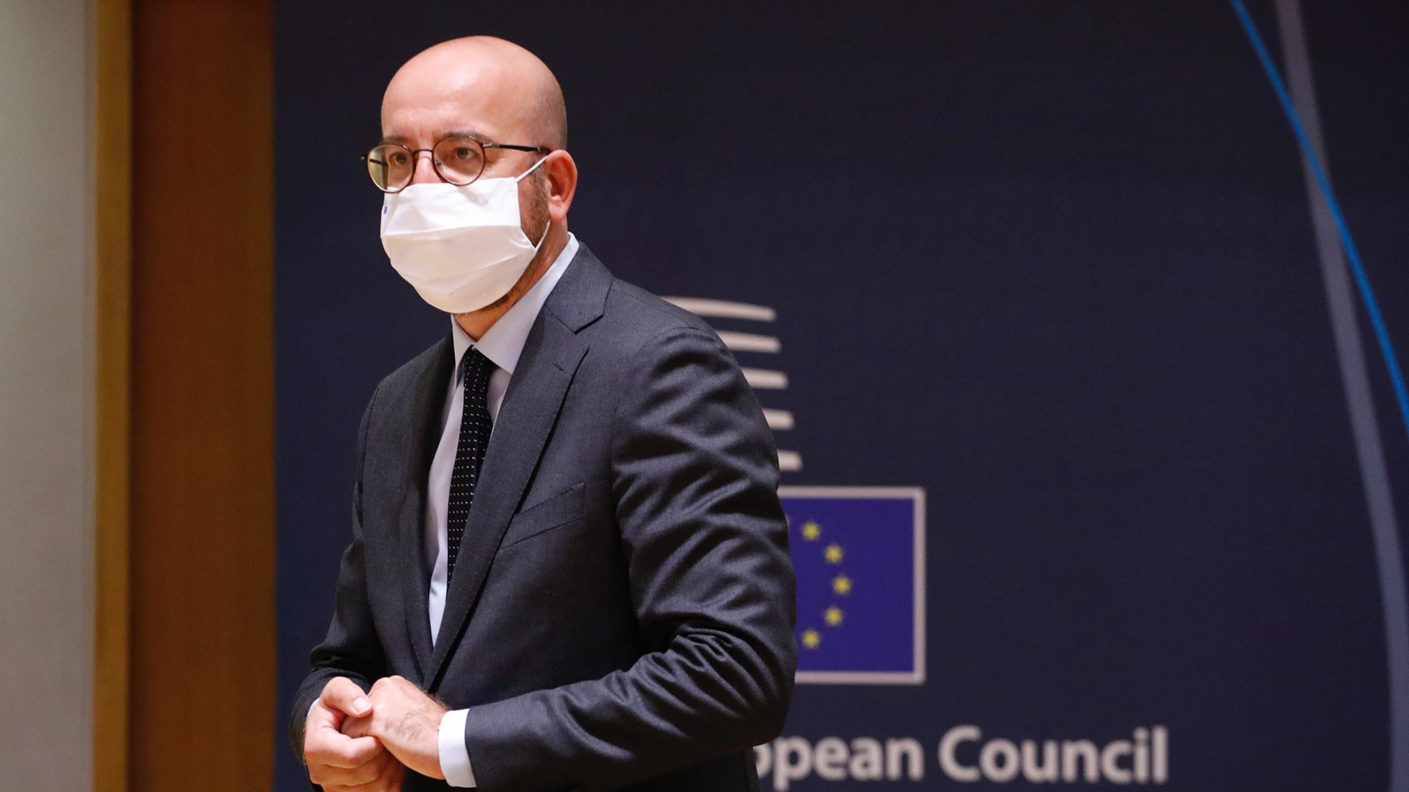 Cimeira europeia para aprovação do pacote de ajuda financeira aos países da União Europeia no pós pandemia