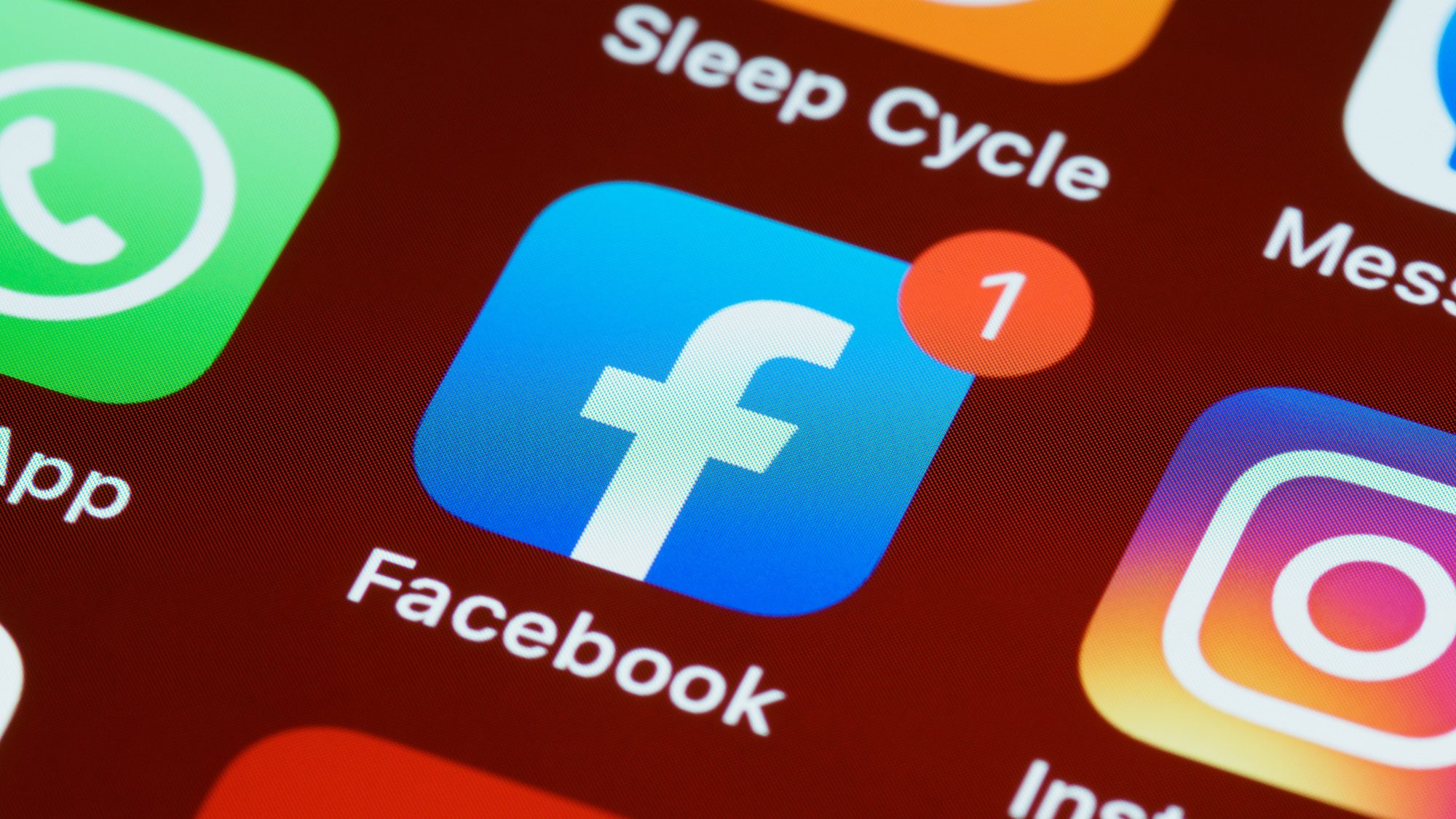 Facebook e Instagram sem anúncios já são uma realidade; saiba quem pode usar