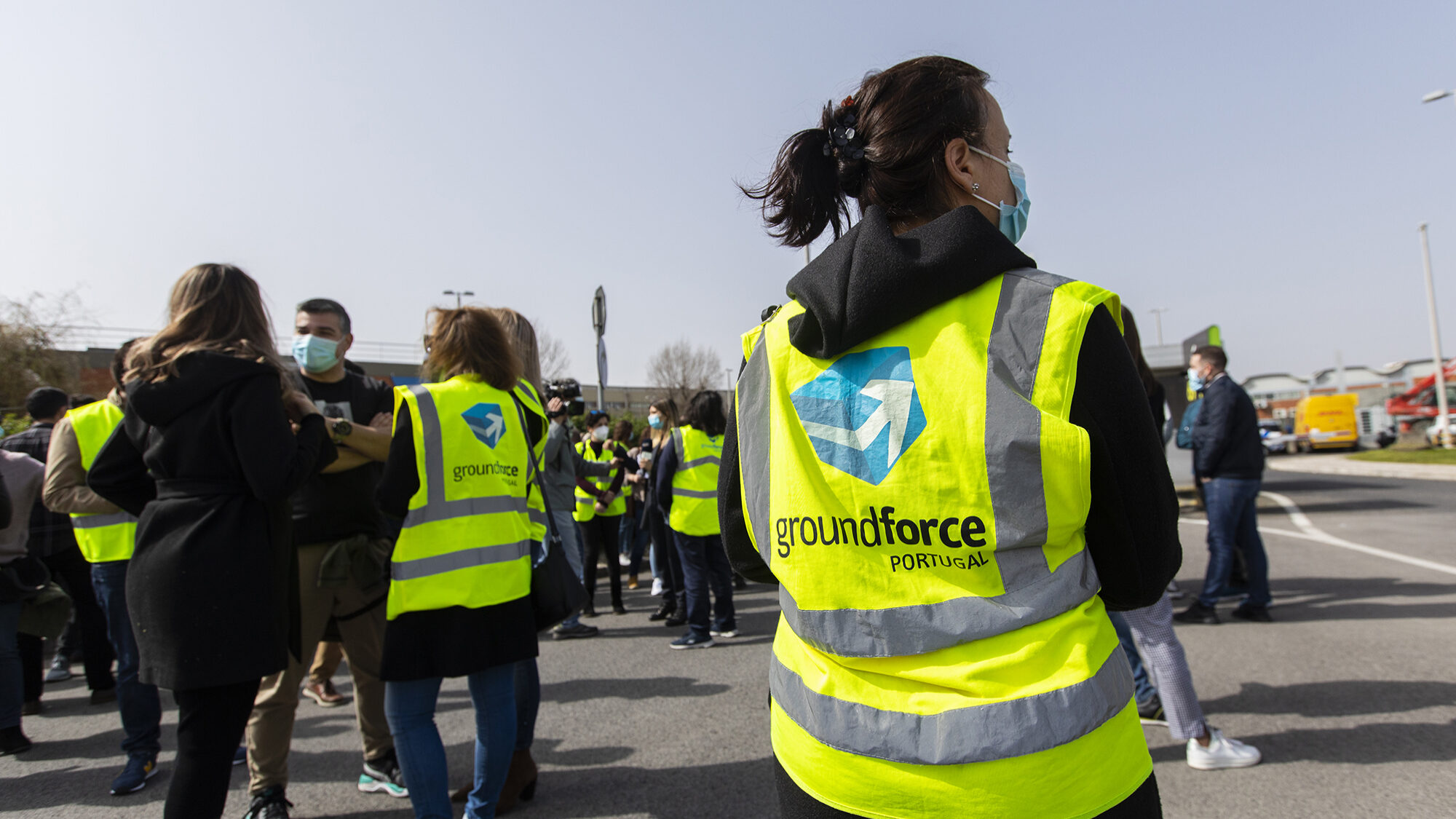 Trabalhadores da Groundforce manifestam-se em frente à sede da empresa - 03MAR21