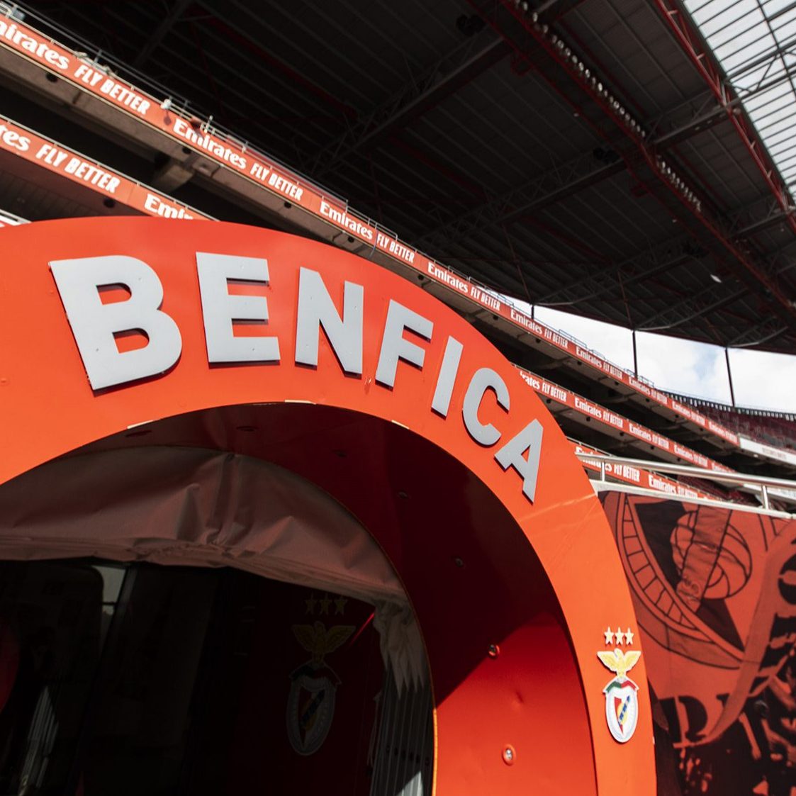 Estádio da Luz é o primeiro estádio em Portugal com tecnologia 5G - 09ABR21