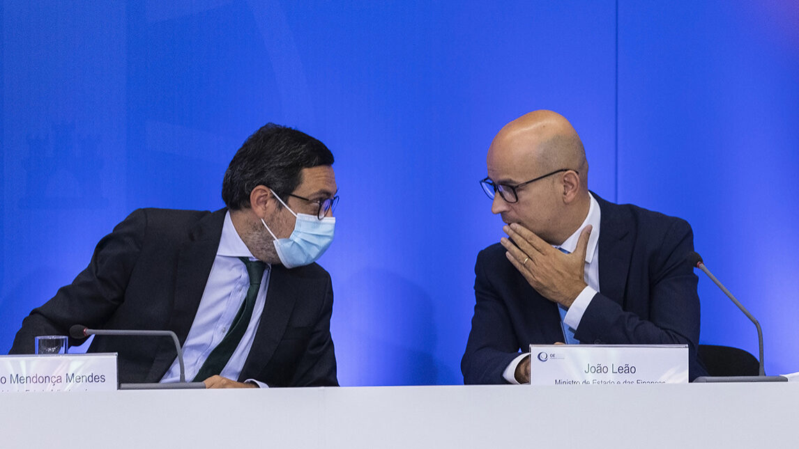 Conferência de imprensa de apresentação da proposta de Orçamento do Estado 2022 no Ministério das Finanças - 12OUT21