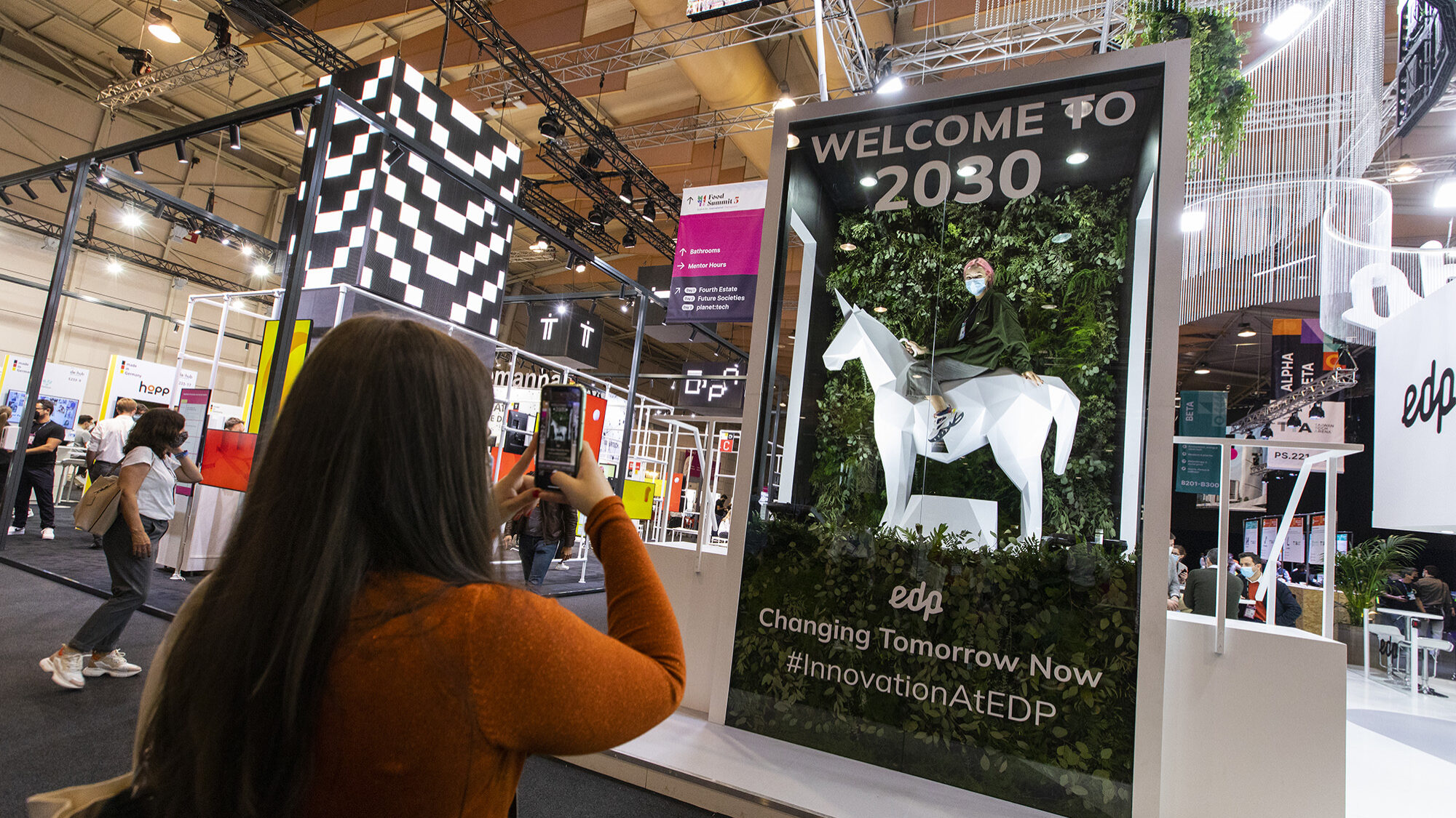 Stands portugueses na Web Summit - 02NOV21