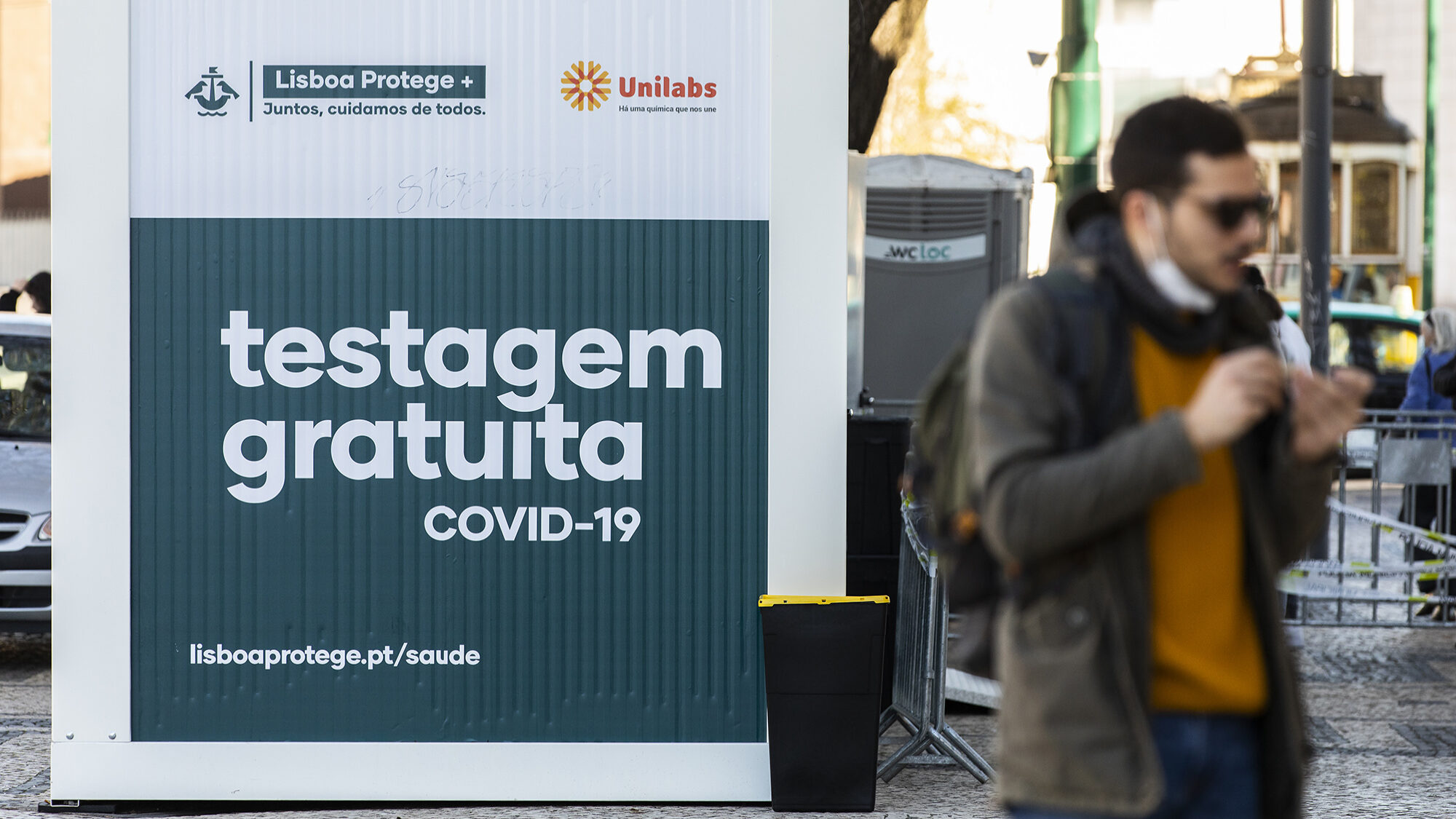 Unidade de testagem gratuita ao Covid-19 no Cais do Sodré - 07JAN22