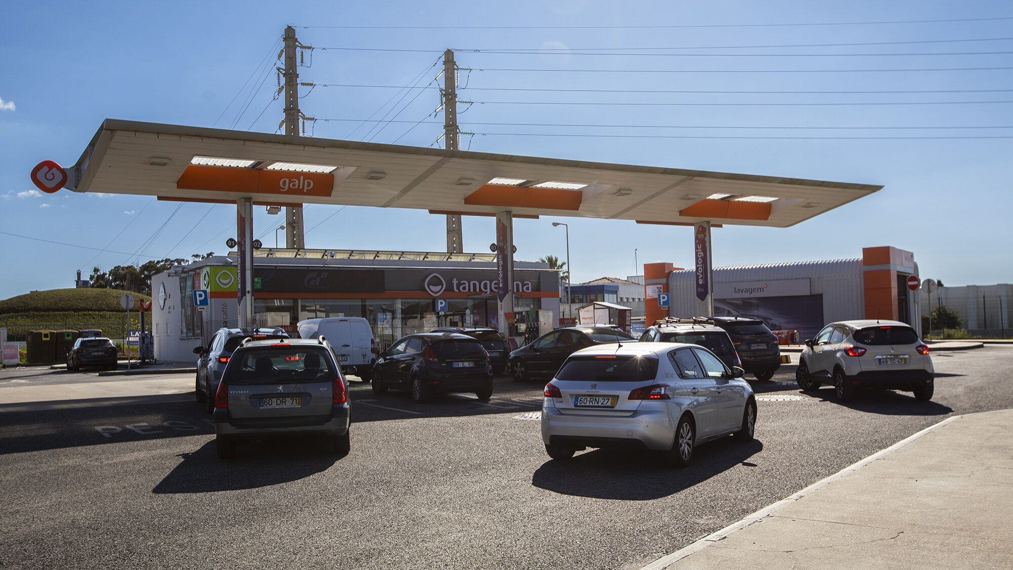 Filas nos postos de combustível - 06MAR22