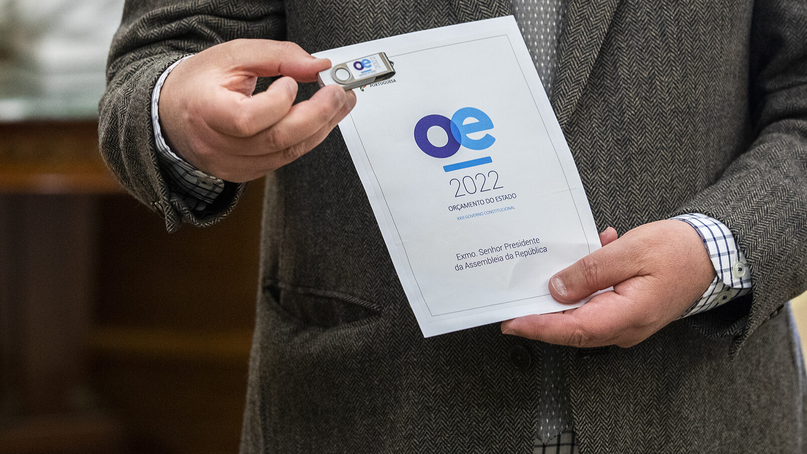 Entrega e apresentação do Orçamento do Estado 2022 - 13ABR22