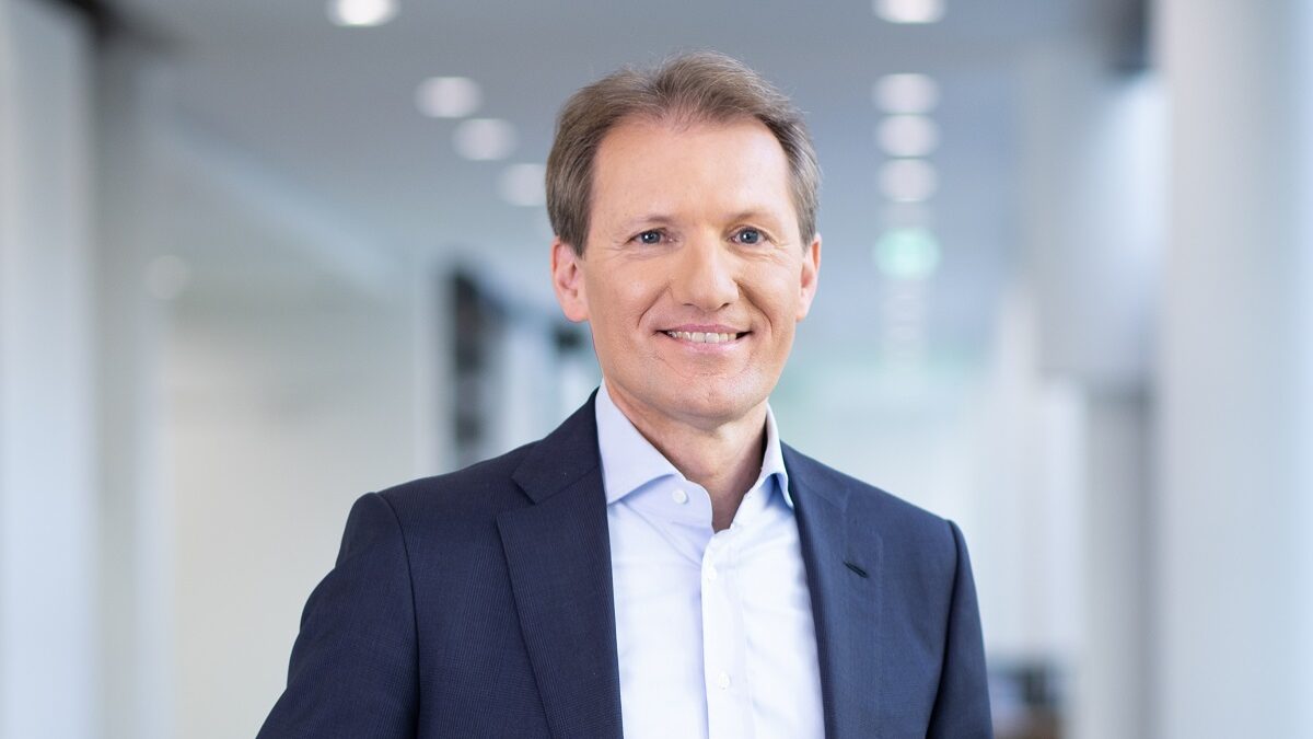 Swiss Re nomeia Jean-Jacques Henchoz, ex-Hannover Re, como membro do conselho administrativo