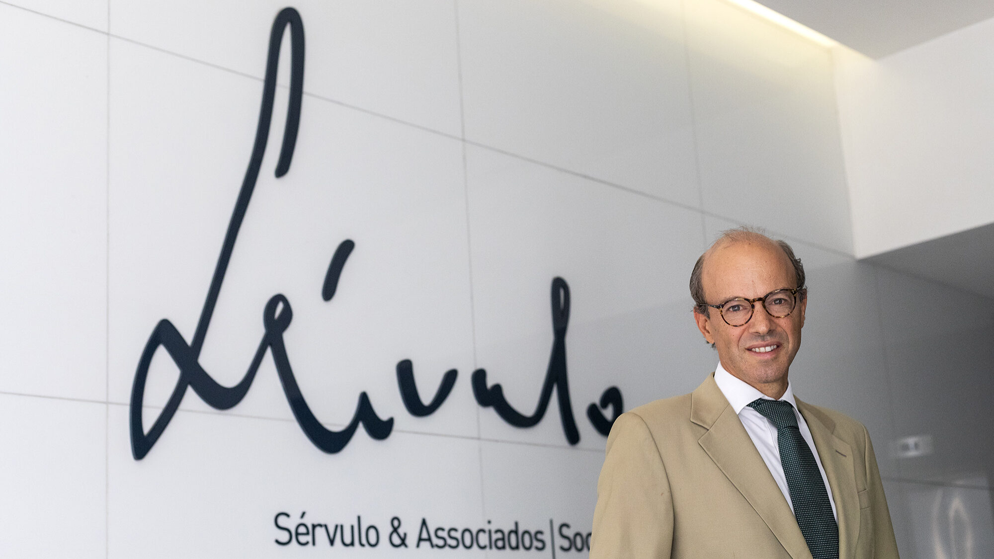 Manuel Magalhães, managing partner da Sérvulo & Associados, em entrevista ao ECO/Advocatus - 07SET22