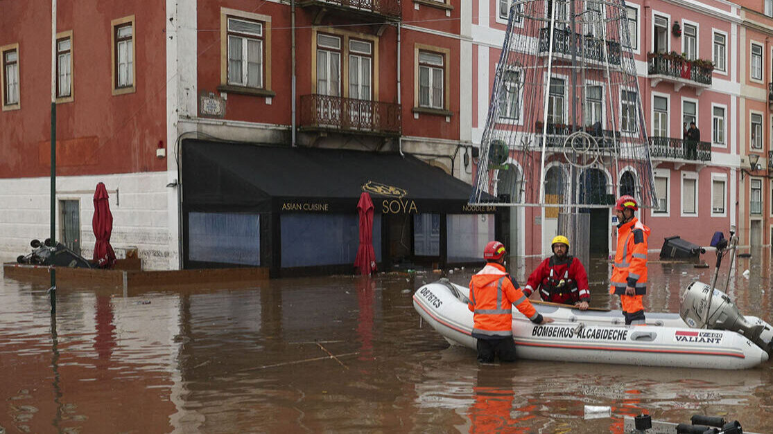 Cheias em Algés - 13DEZ22
