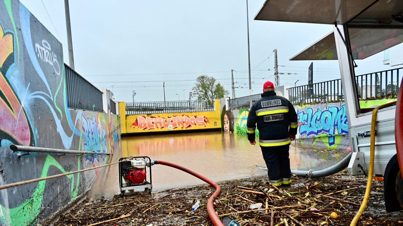 Cheias em Algés - 13DEZ22