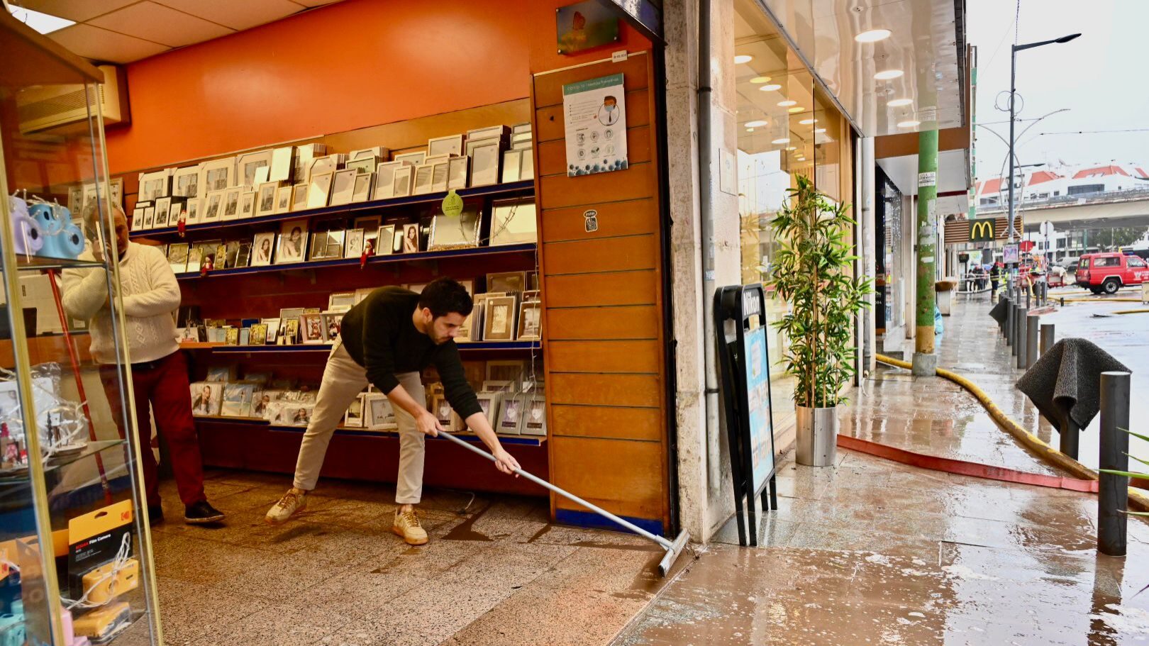 Cheias em Algés - 13DEZ22