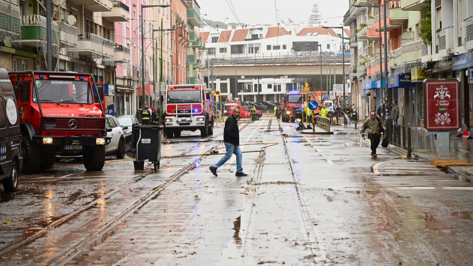 Cheias em Algés - 13DEZ22