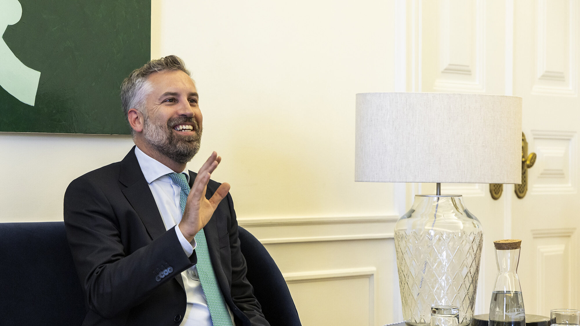 O Primeiro-Ministro Luís Montenegro recebe o secretário-geral do PS Pedro Nuno Santos num encontro tendo em vista o Orçamento do Estado para 2025 - 27SET24