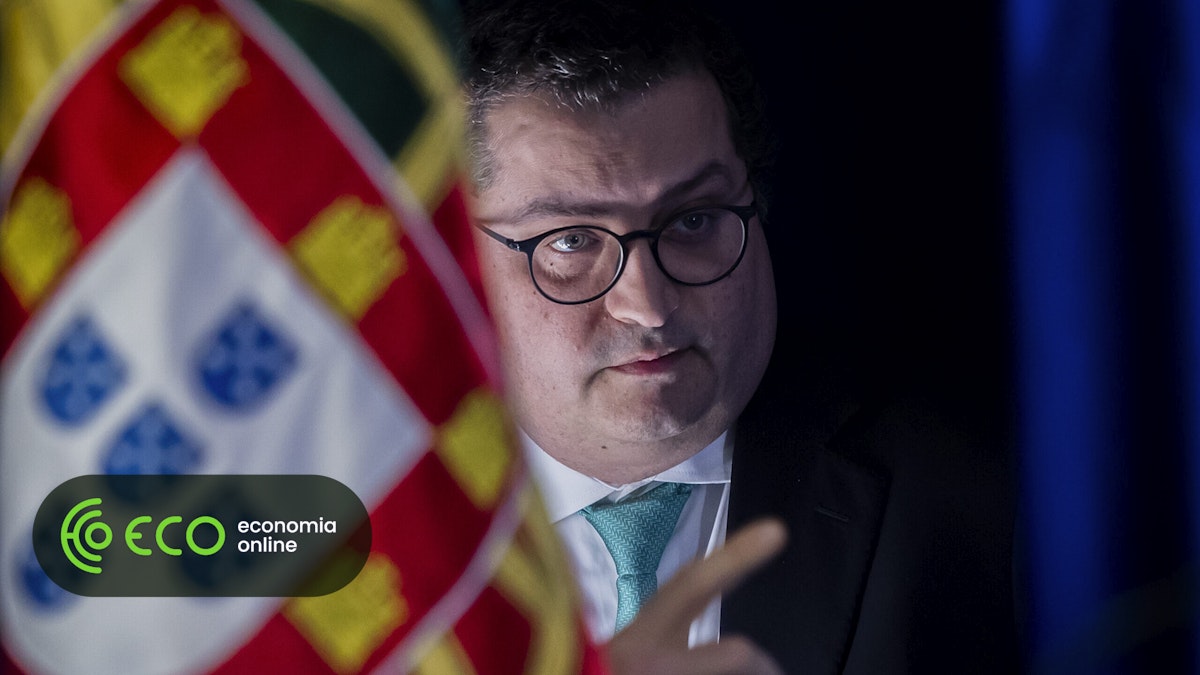 IRS 2024: Poupanças de até 365€ com as Novas Tabelas - Simulações Essenciais!