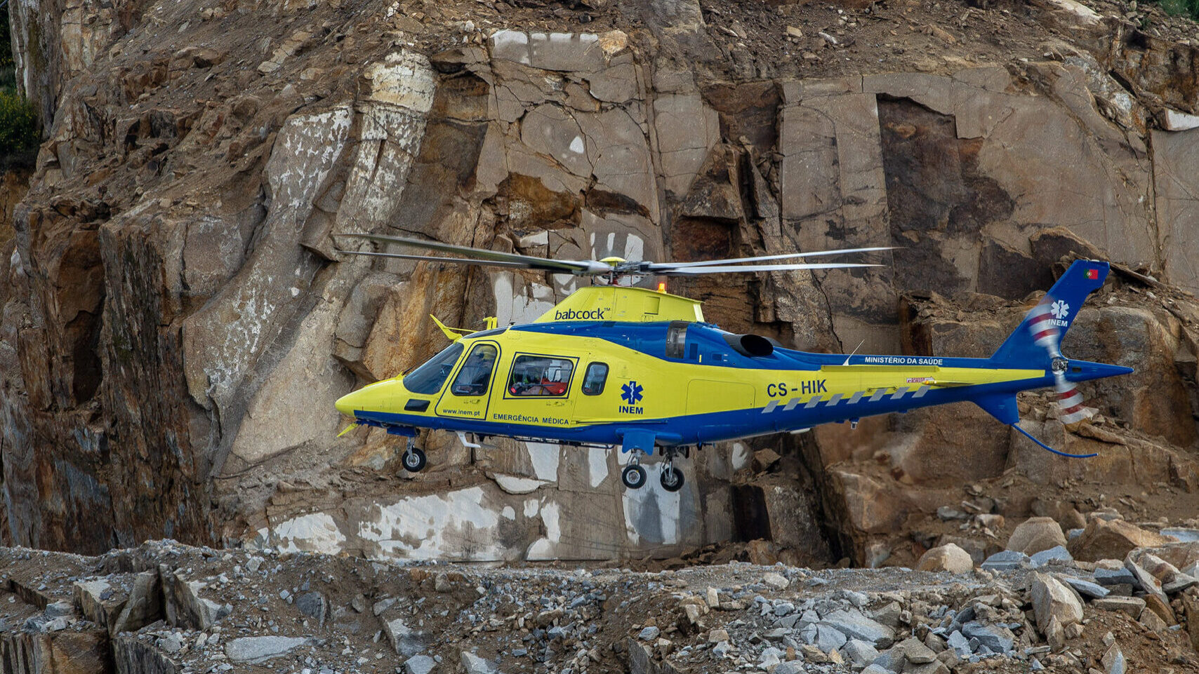 Tribunal de Contas dá razão ao INEM e considera válido ajuste direto para helicópteros