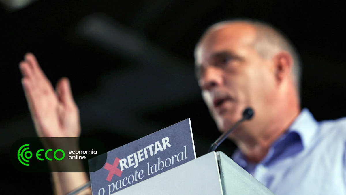 Raimundo desafia Montenegro a retirar pacote laboral durante debate ...