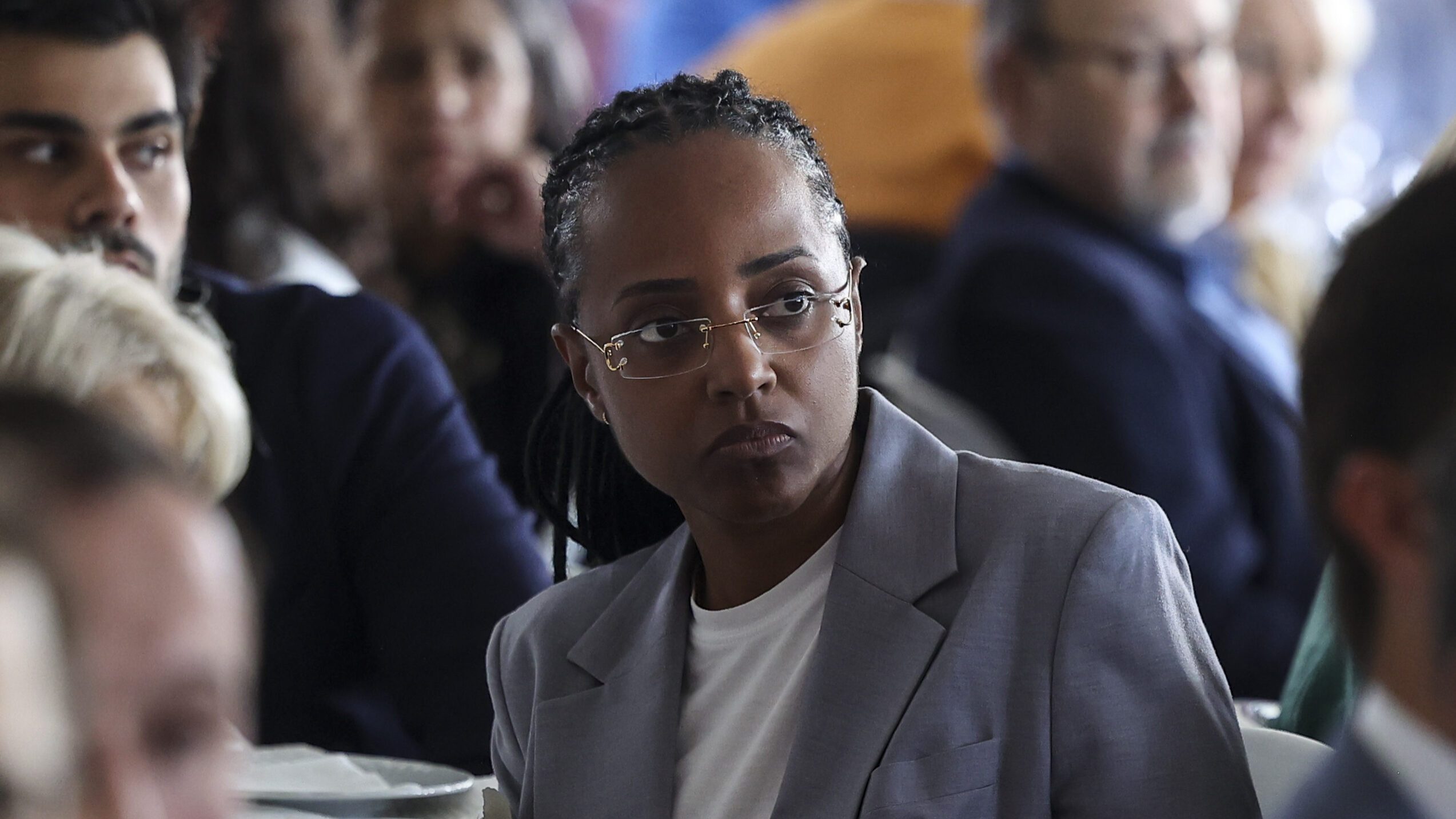 Parliament 'censures' Socialist Eva Cruzeiro for calling Chega deputies racists