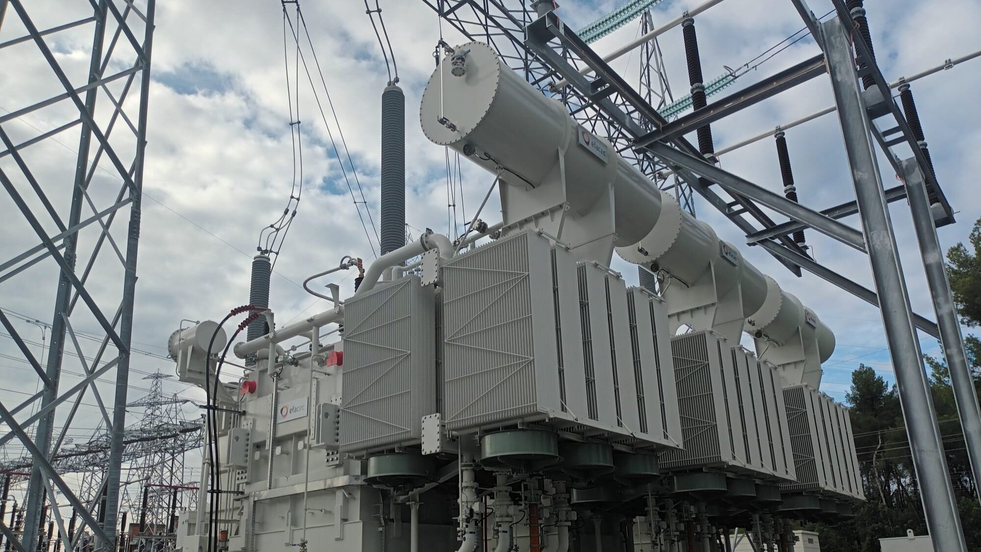 Efacec assina contrato de 50 milhões para fornecer transformadores de alta tensão em Espanha