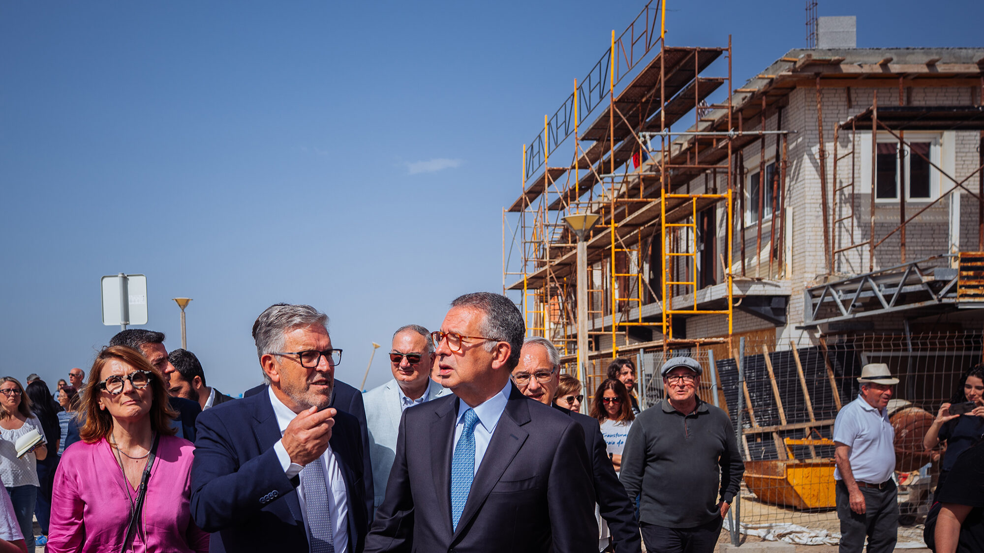 O caderno cheio de queixas que Seguro traz da Presidência Aberta