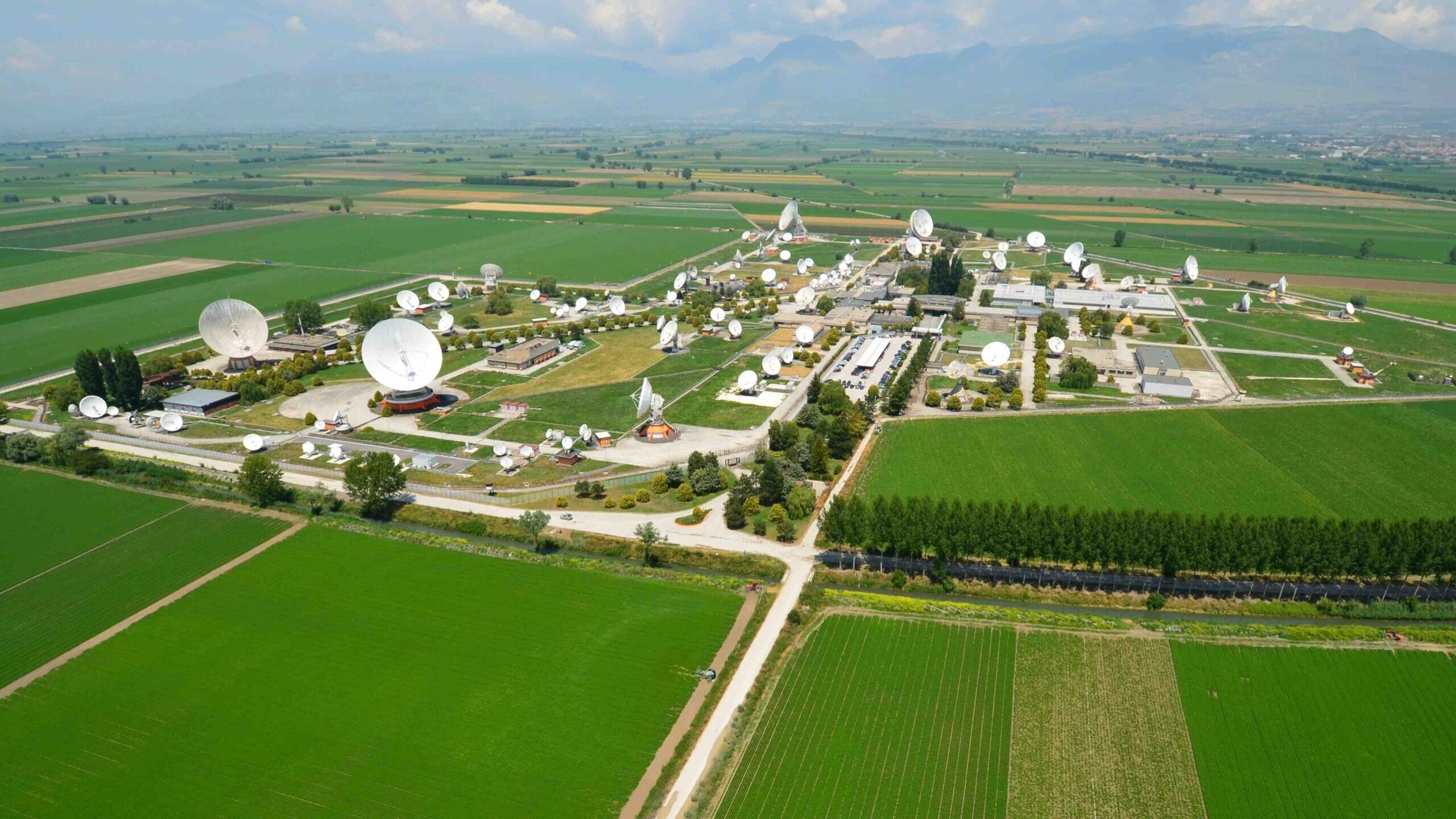 Empresas nacionais buscam expandir presença no mercado espacial italiano