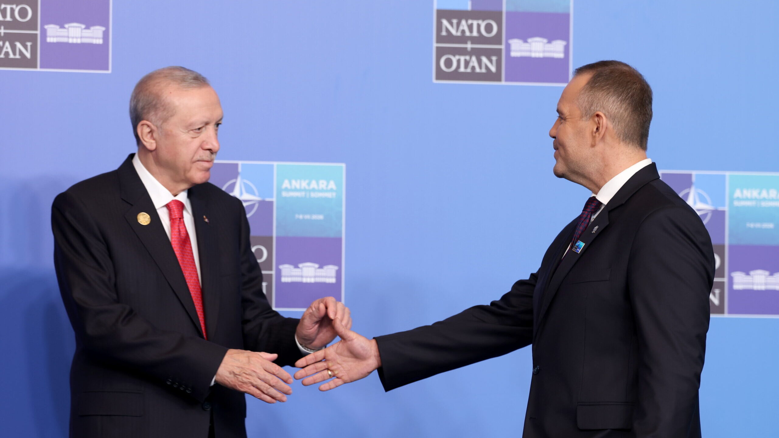 Turquía advierte a la UE que limitar inversiones en Defensa a Estados miembros daña la Alianza
