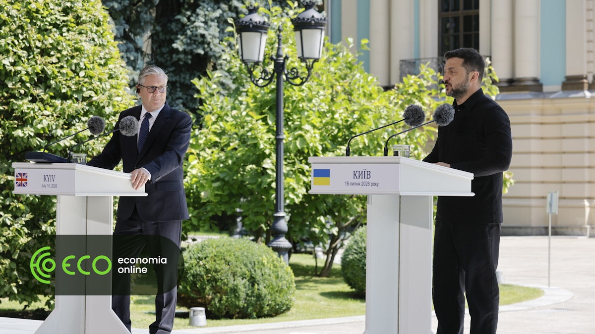 Presidente da Ucrânia nomeia oficial dos serviços secretos como ministro da Defesa interino