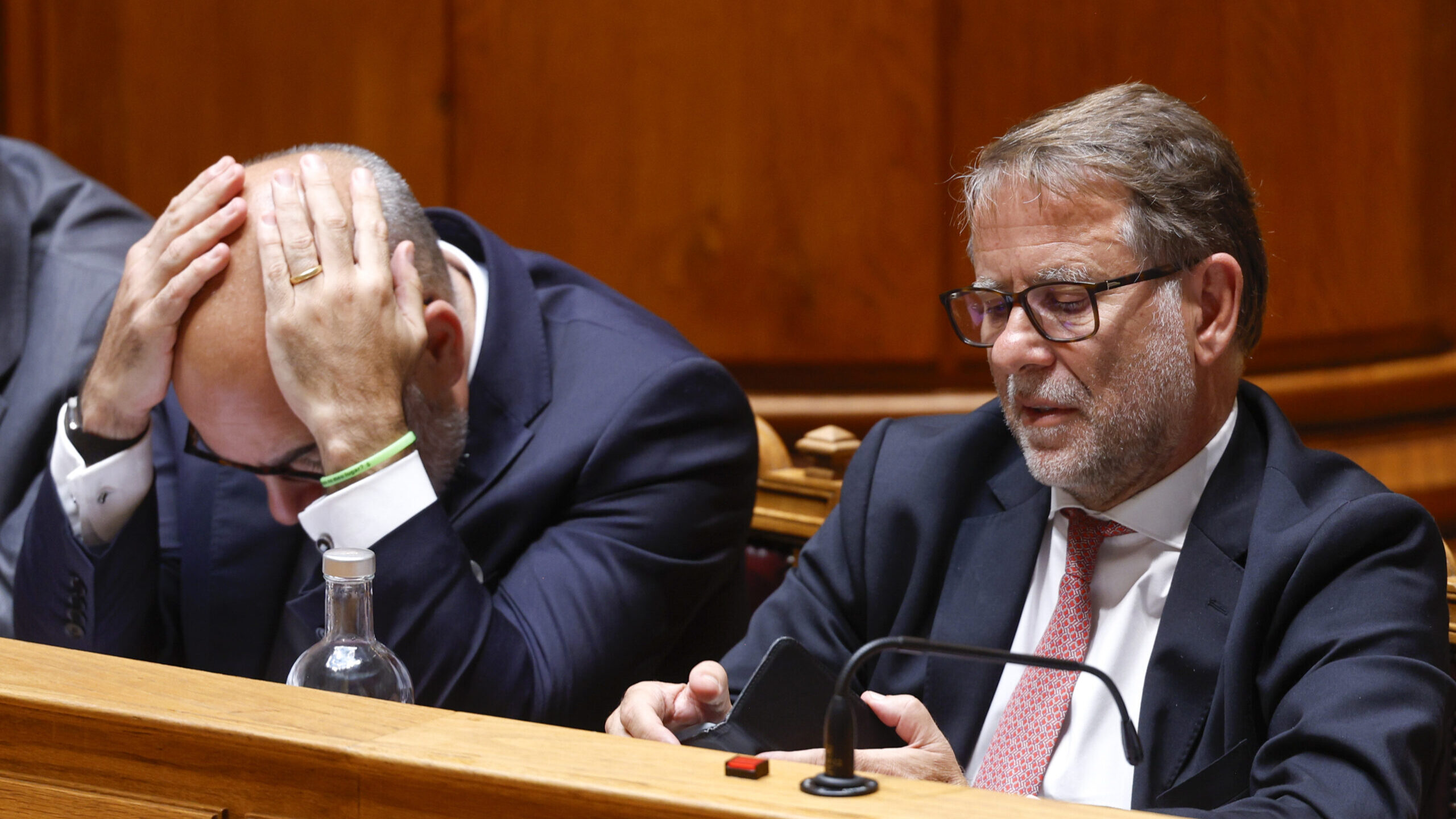 Mantém confiança no ministro Luís Neves? “Plenamente, plenamente”, responde Montenegro