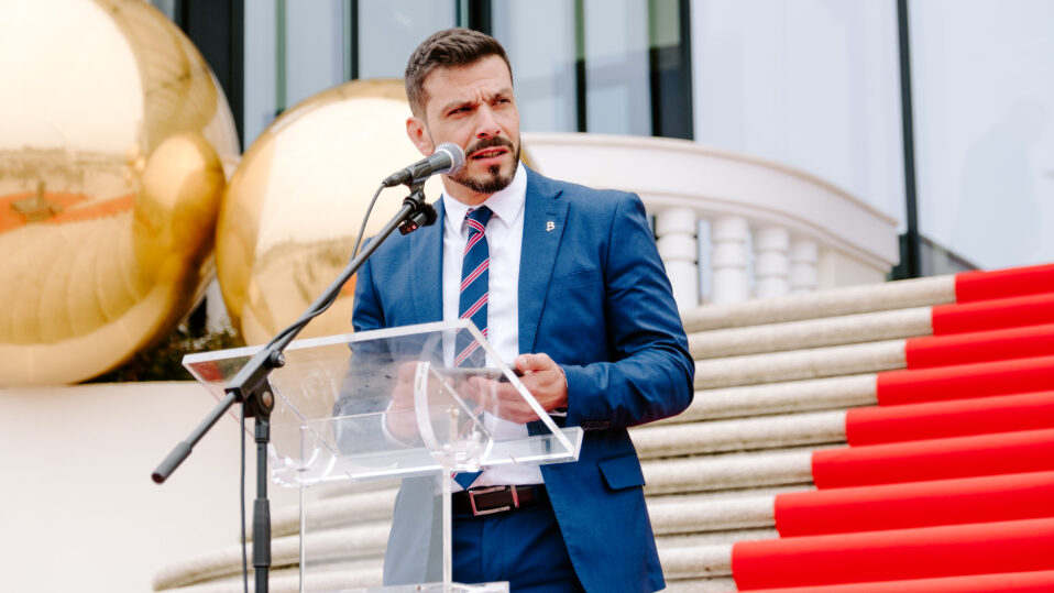 Casino da Póvoa “vai mudar muito” depois da Estoril-Sol. Francesa Barrière renova edifício e prepara hotel em Lisboa