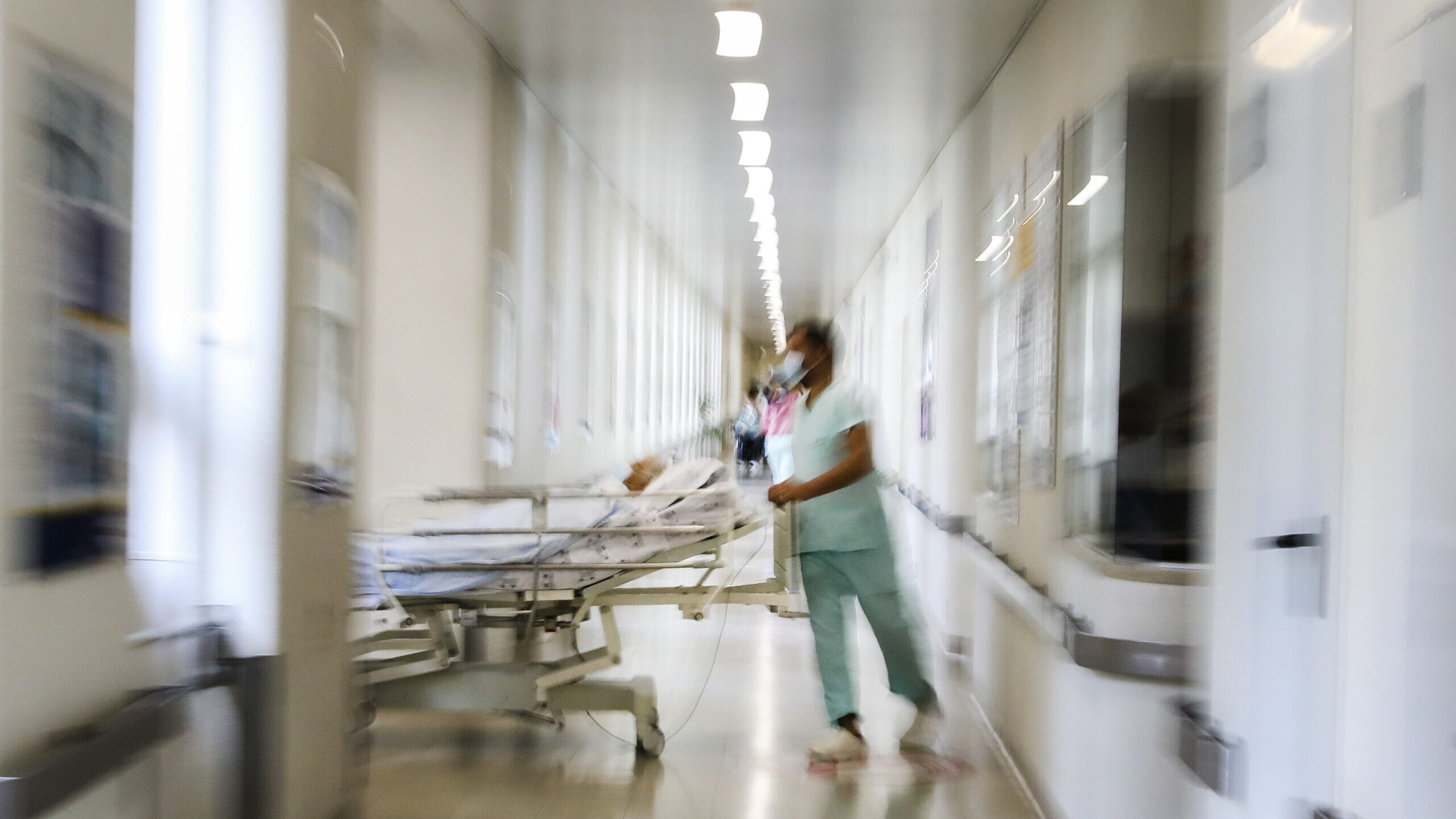Alegado conflito de interesses nos serviços hospitalares anulou negócios de milhões