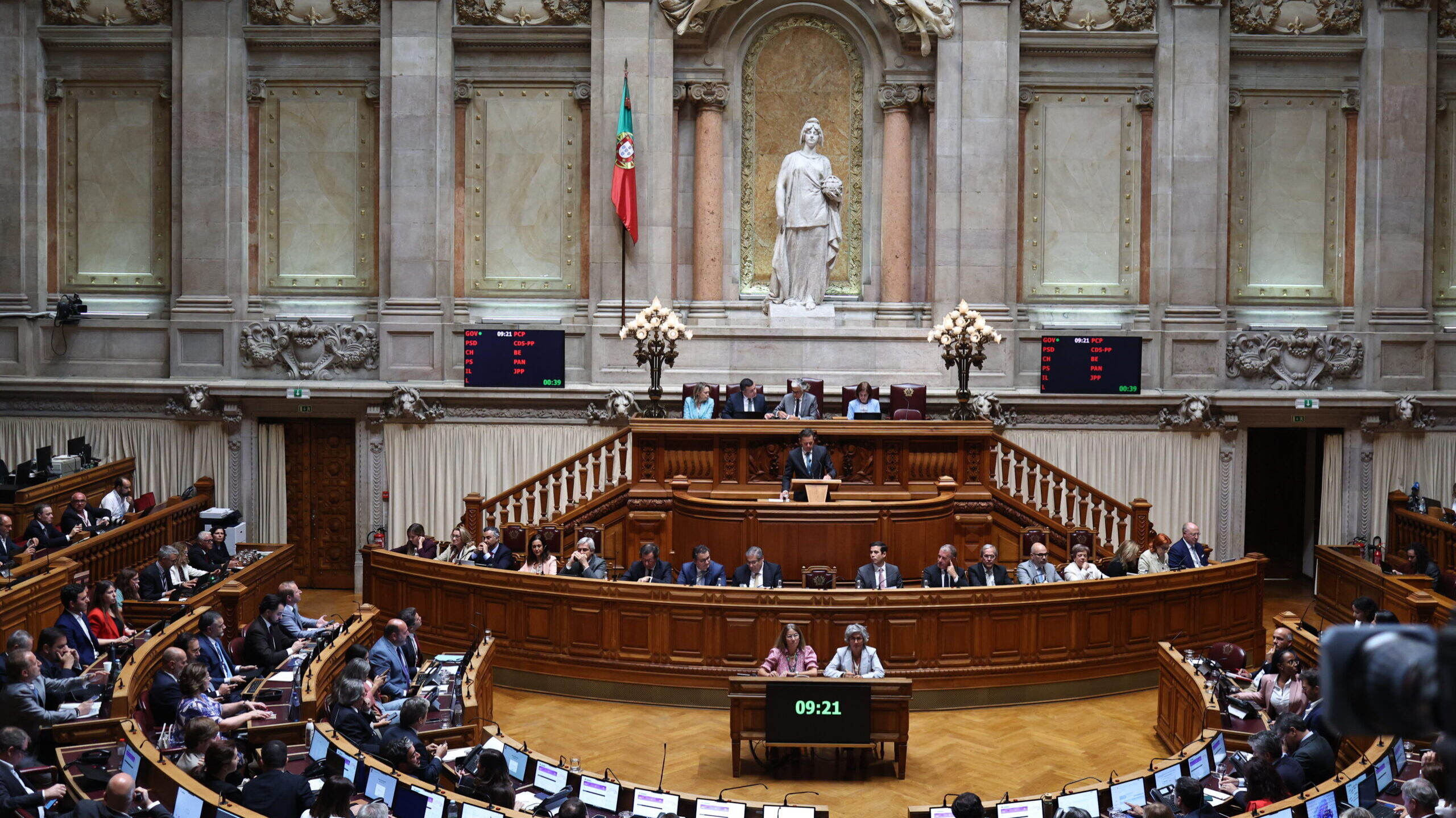 Livre junta-se a PCP e BE e garante deputados necessários para levar PSU ao Parlamento