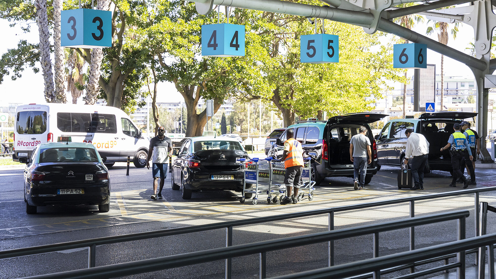 Lisboa Acolhedora: Nova Tarifa Fixa de Táxi do Aeroporto Simplifica Chegadas
