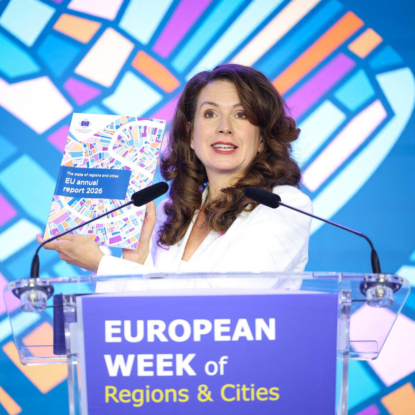Kata Tüttő, presidente comité europeu das regiões out26 Créditos © European Union / Christophe Liccope