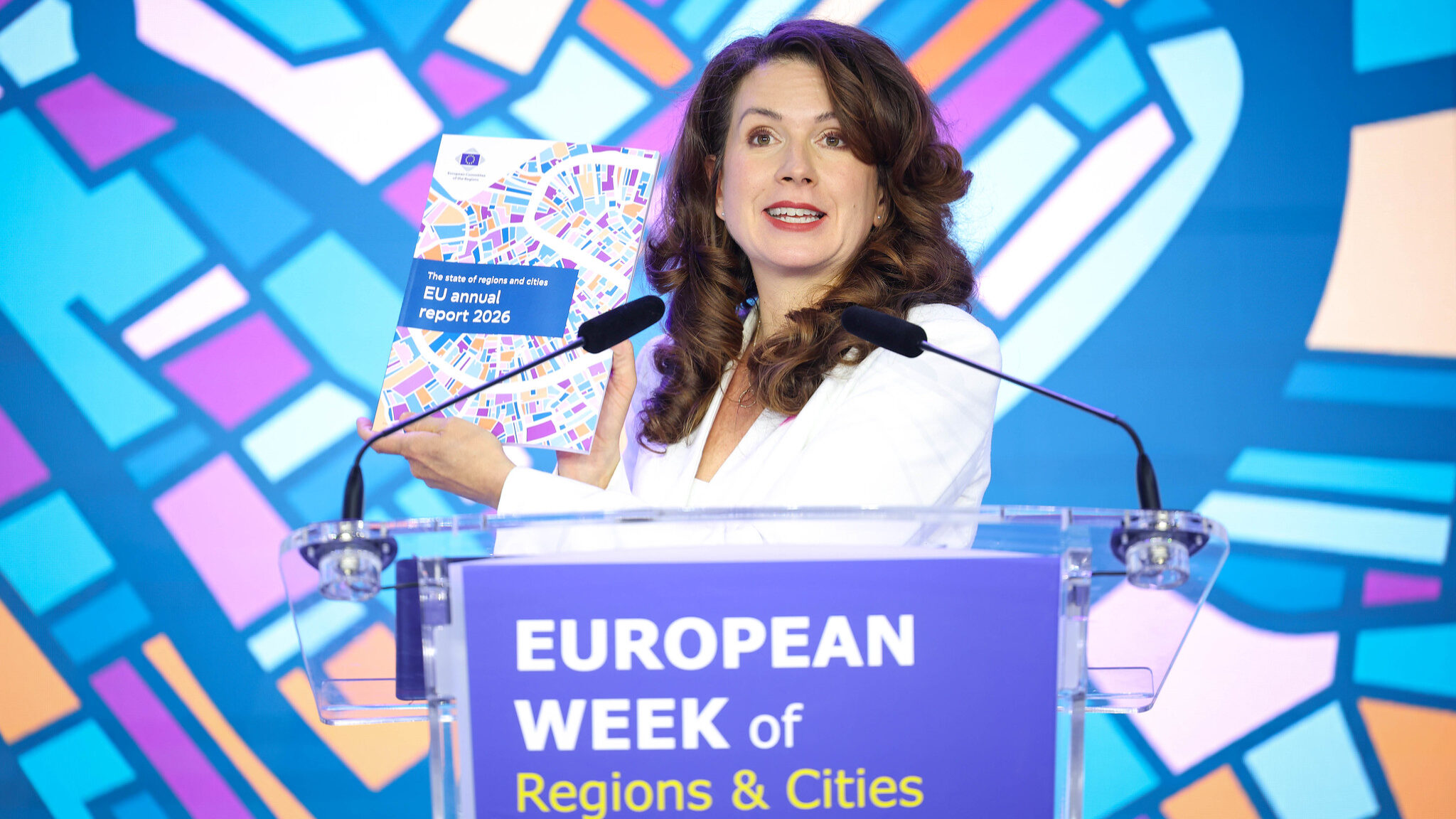 Kata Tüttő, presidente comité europeu das regiões out26 Créditos © European Union / Christophe Liccope